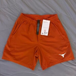 Lululemon Texas Longhorns 7” Pace Breaker Linerless Shorts Size Small NWT